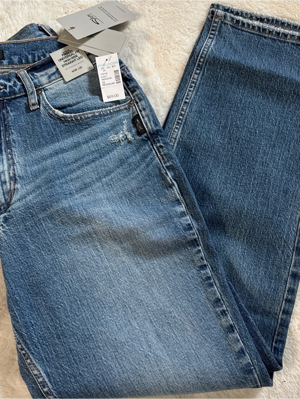 Silver Jeans Women's Straight-Leg Jeans in Light to Medium Blue Wash